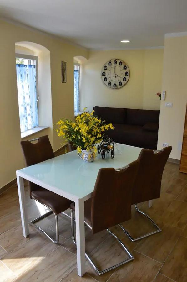 Old Town Apartment Popovic Врсар Екстер'єр фото