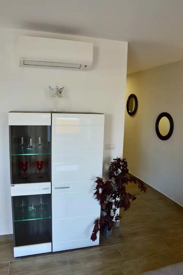 Old Town Apartment Popovic Врсар Екстер'єр фото